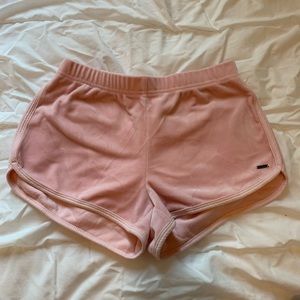 HOLLISTER VELVET SHORTS